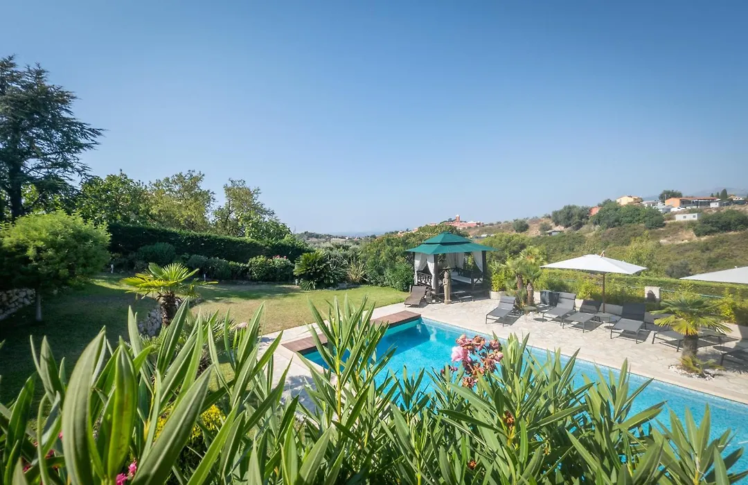 Villa Bellet-1